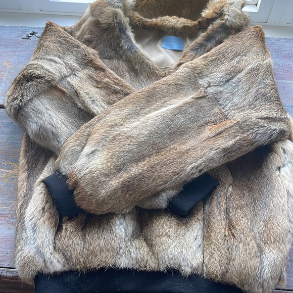 Genuine Fir Poncho - Picture 2 of 5